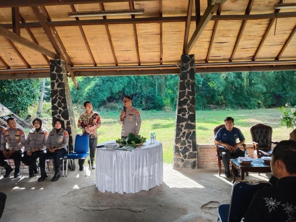 Hotel Bumi Wiyata 3*